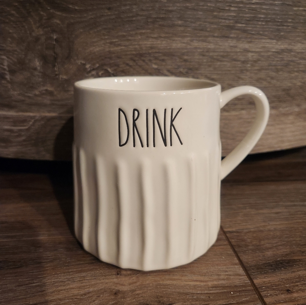 Rae‎ Dunn "Drink" Mug with Accented Bottom